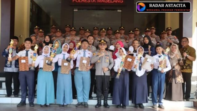 Kapolresta Magelang Berikan Penghargaan Pada Acara Lomba Pidato Kamtibmas